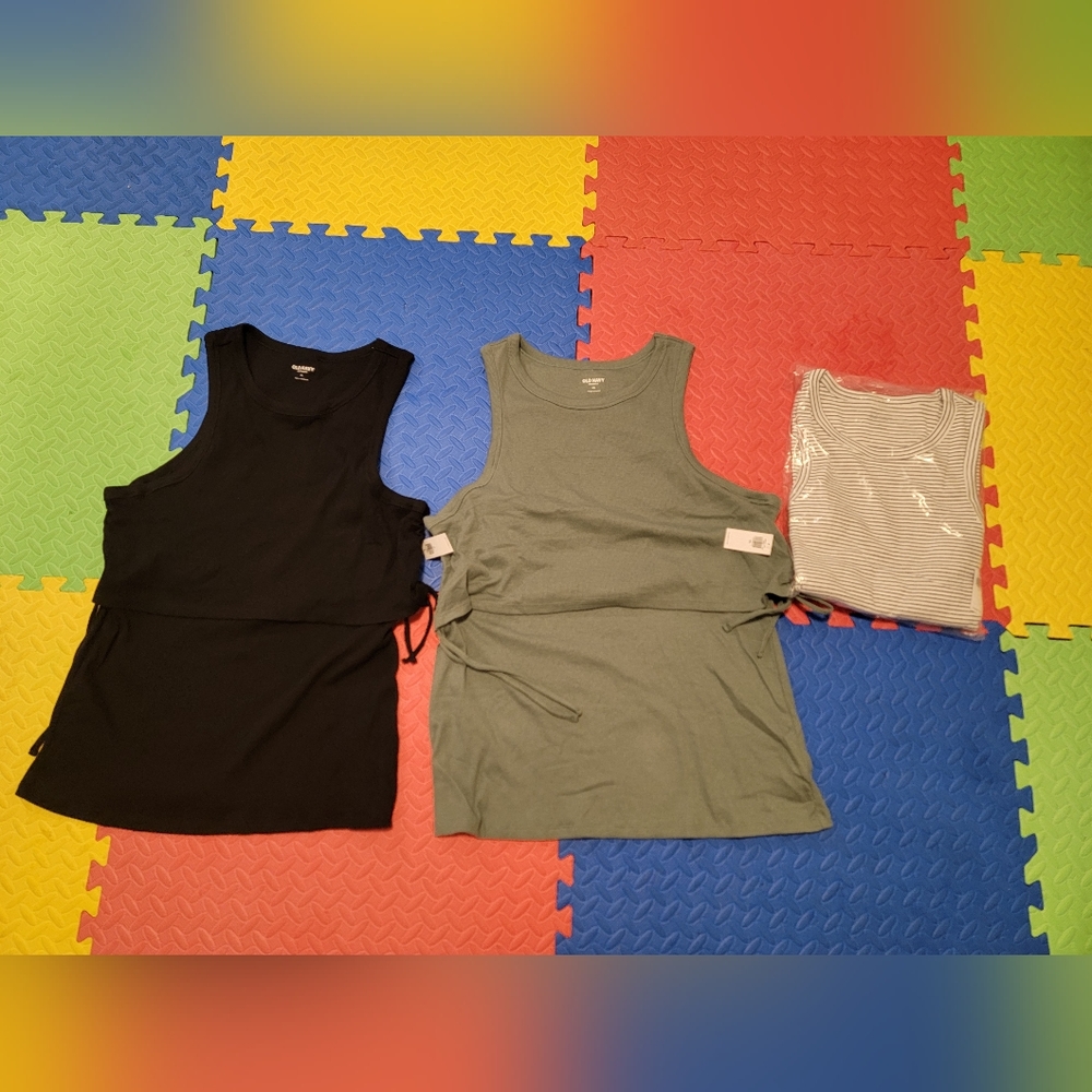 Breastfeeding nursing tops